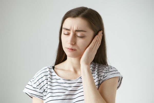 Wirusowe zapalenie ucha – co musisz o nim wiedzieć?