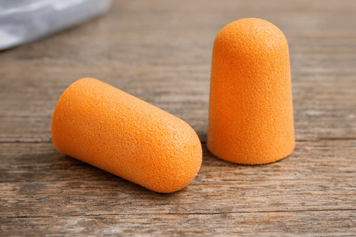 Czy zatyczki do uszu są szkodliwe? Fakty, liczby i to, co naprawdę dzieje się w Twoim uchu